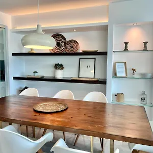 Meluna Villa